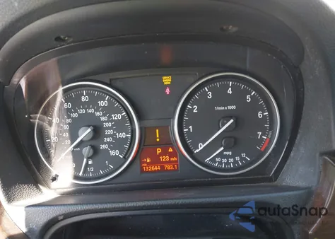 2011 BMW 328I from USA, damaged, VIN WBAPH5G58BNM79793